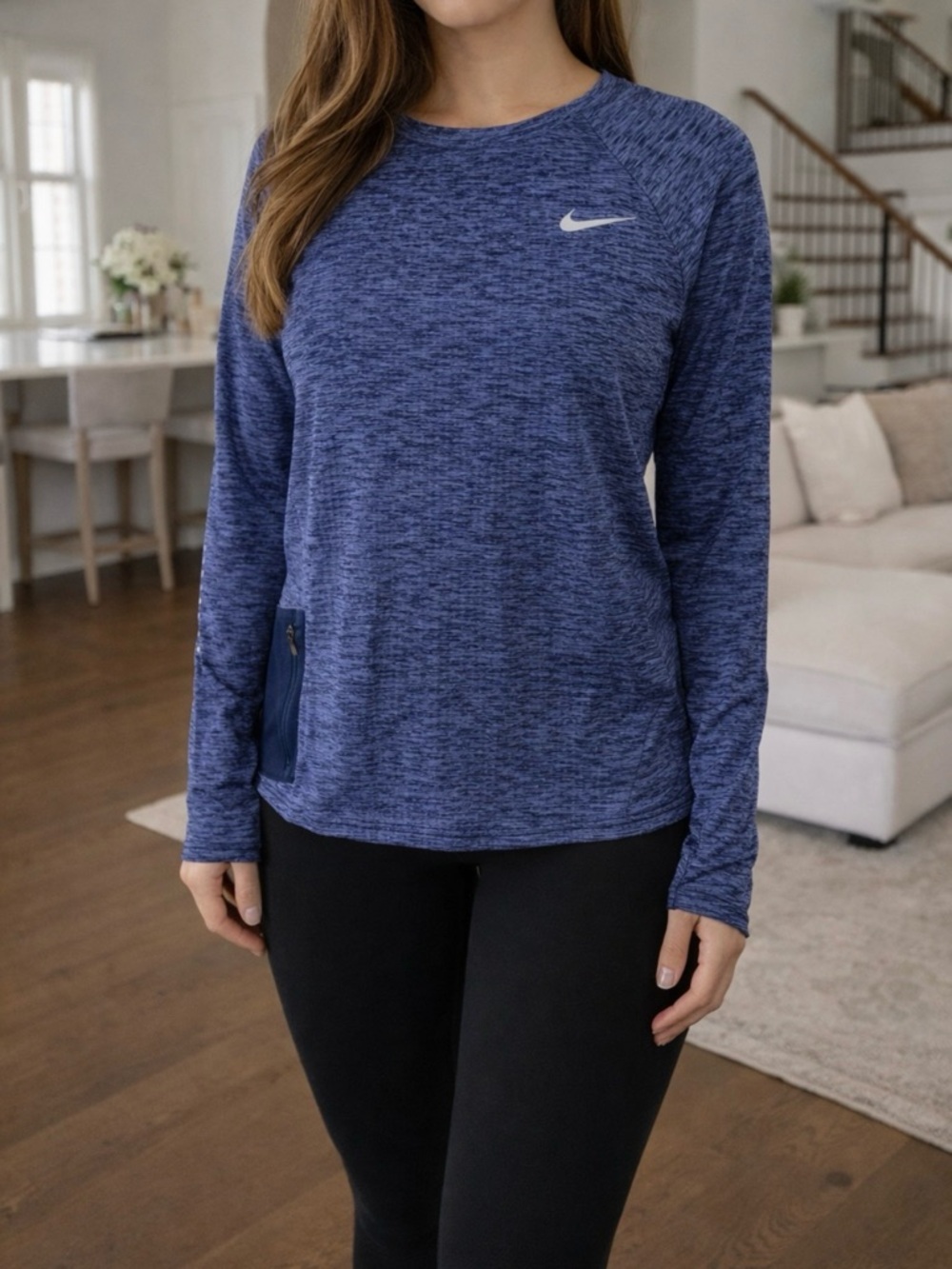 NIKE Blue Therma Reflective Long Sleeve Zip Pocket Running Top Women’s Medium